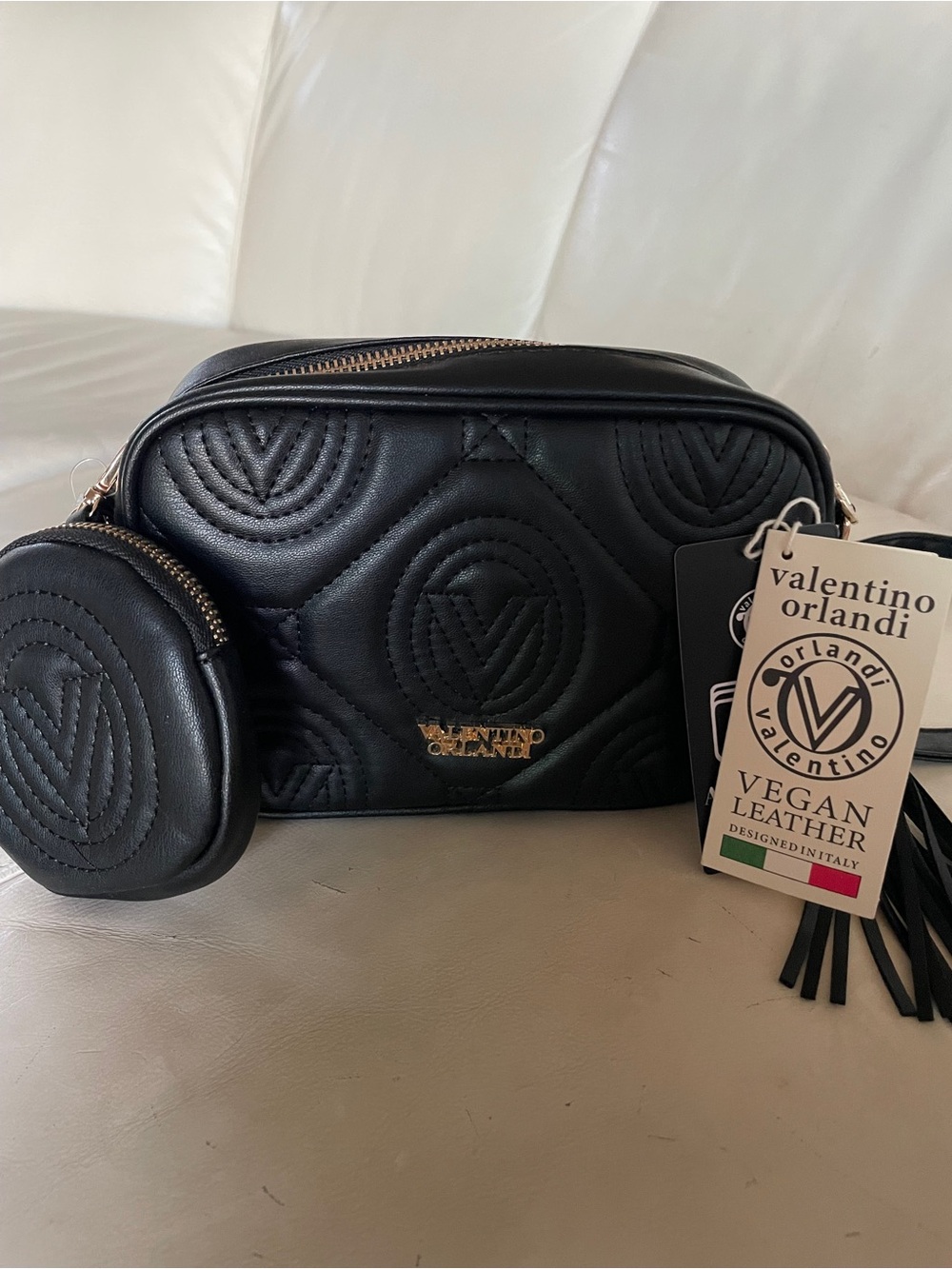 🇮🇹👜 - V is for Valentino! NWT Black Camera Crossbody w/ Gold Hardware &  Wallet!